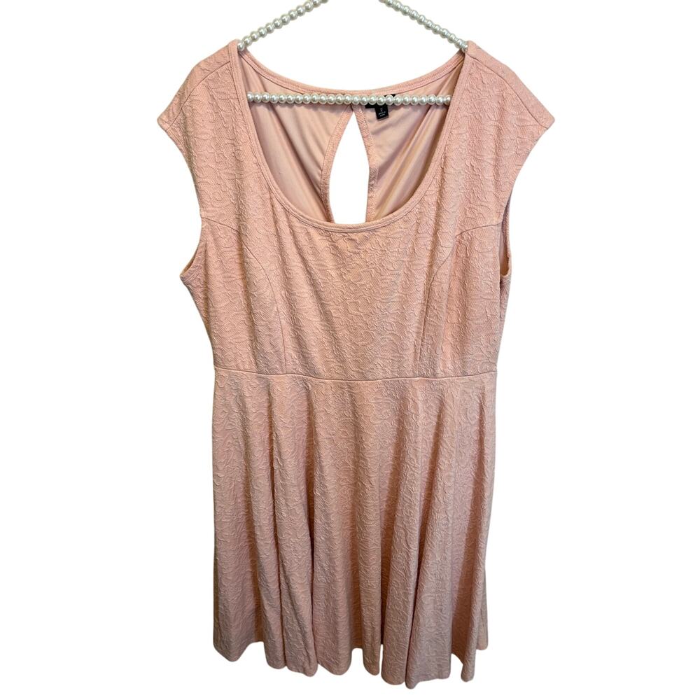 Torrid Size 2X Peach Pink Short Sleeve Floral Summer Midi Dress Girly Romantic